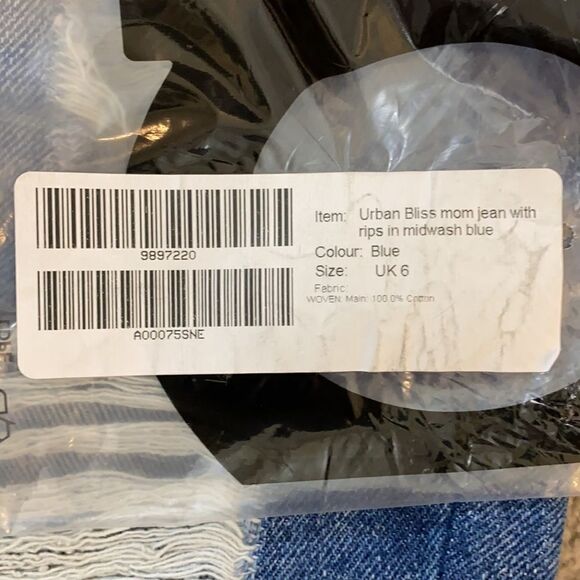 ASOS Urban Bliss Women’s Midwash Blue Mom Jean with rips Size 2 - Picture 11 of 12